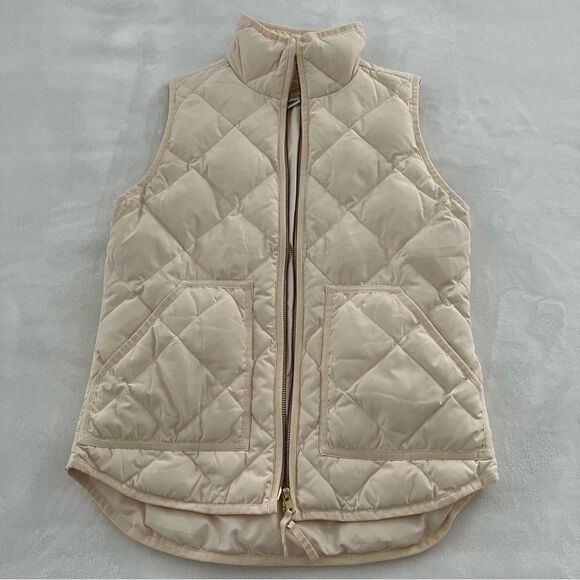 J. Crew Factory Down Cream Quilted Puffer Vest, Size XXS - Picture 4 of 13